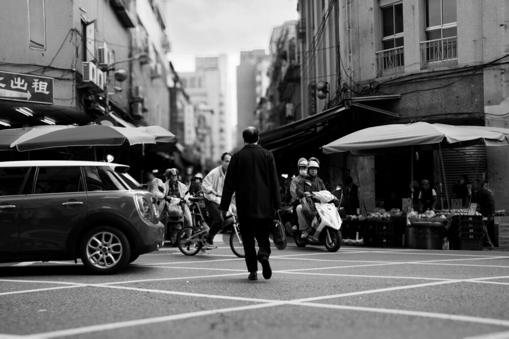 What are the best walking tours in Nice France?