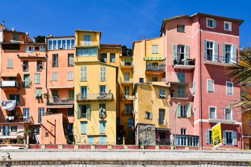 What are the best yoga studios in Nice France?