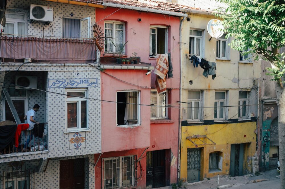 What are the cheapest hotels in Istanbul near the Taksim Square?