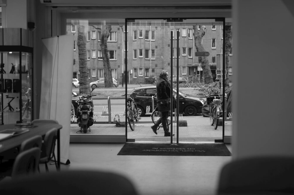 What are the most affordable hotels in Amsterdam with a shared kitchen?