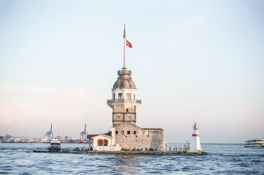 What are the rules for changing majors in Istanbul universities?