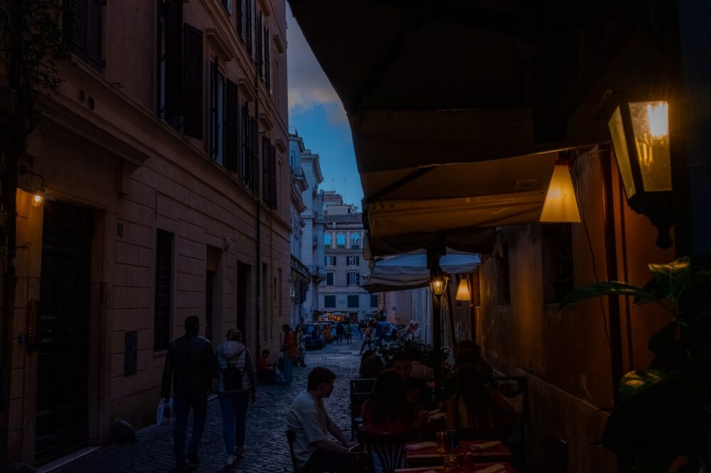 What are the top hotels in Rome with a fireplace?