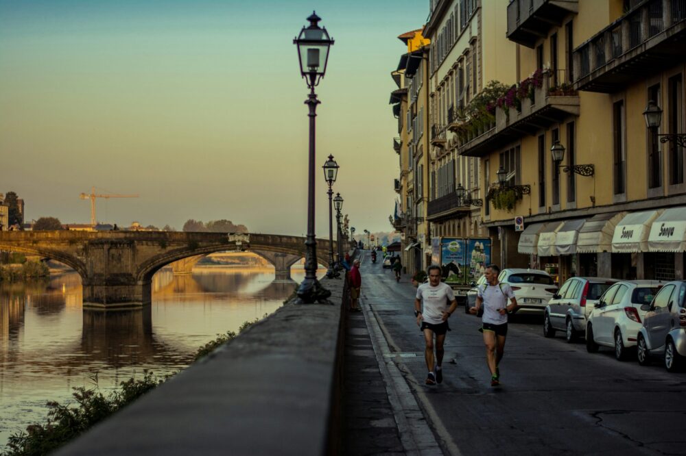 What are the volunteer opportunities in Florence?