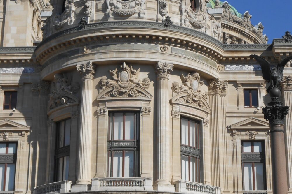 What health insurance do I need as a student in Paris?
