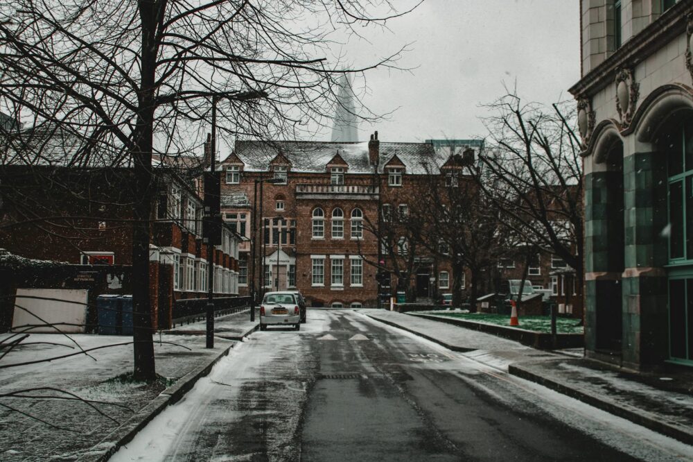 What is the academic calendar for London universities?