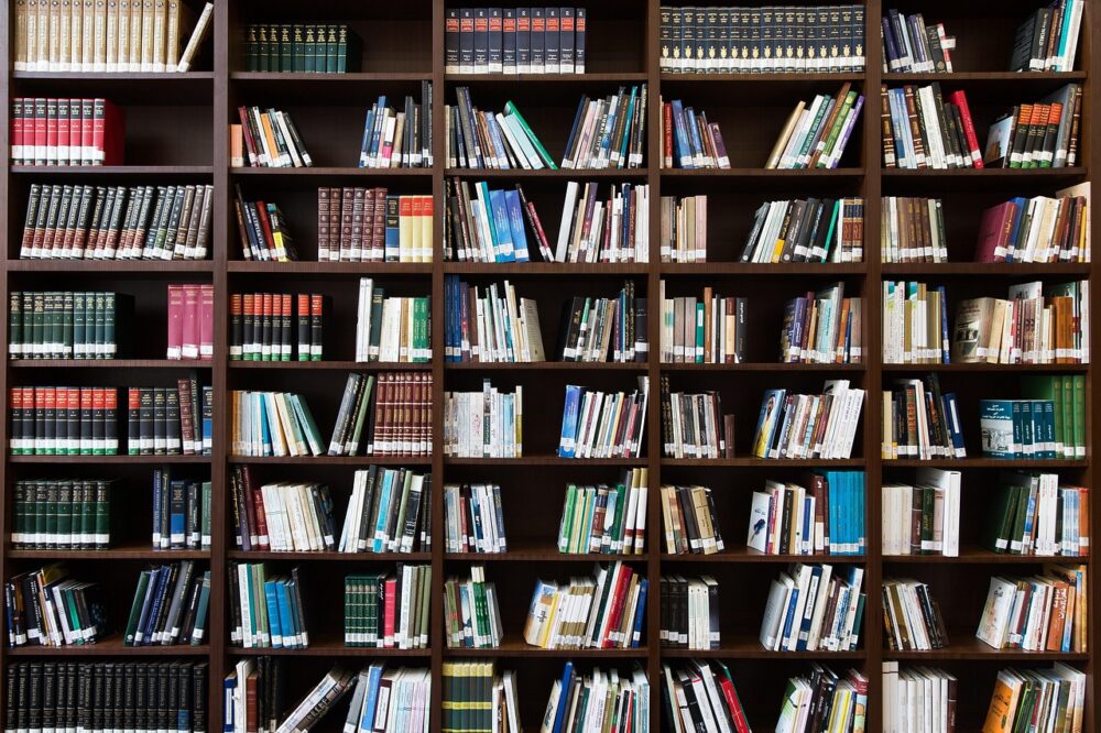 What is the academic calendar for Toulouse universities?