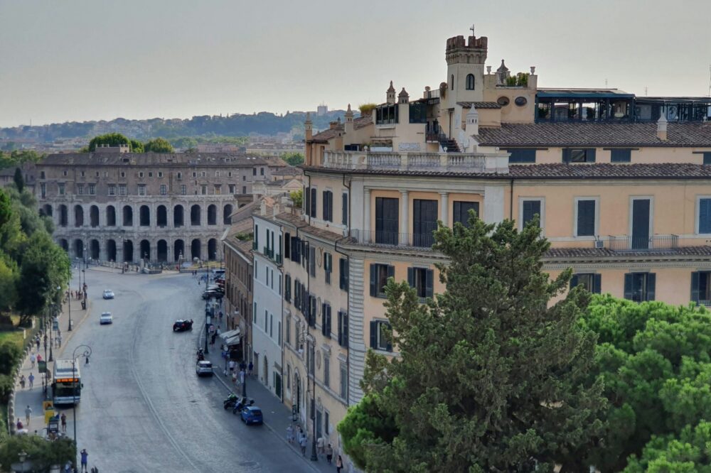 What is the best time to book a 5-star hotel in Rome?