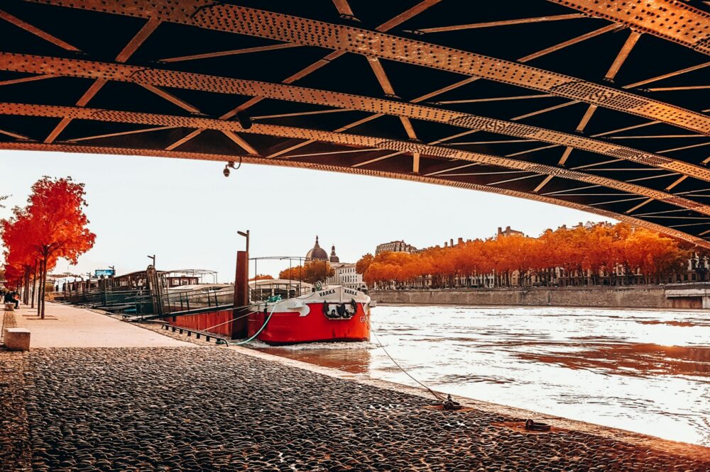 What is the CAF and how to apply for it in Lyon?