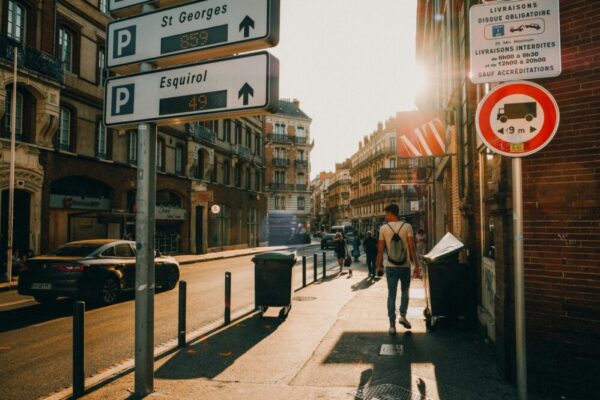 What is the cost of living for students in Toulouse?