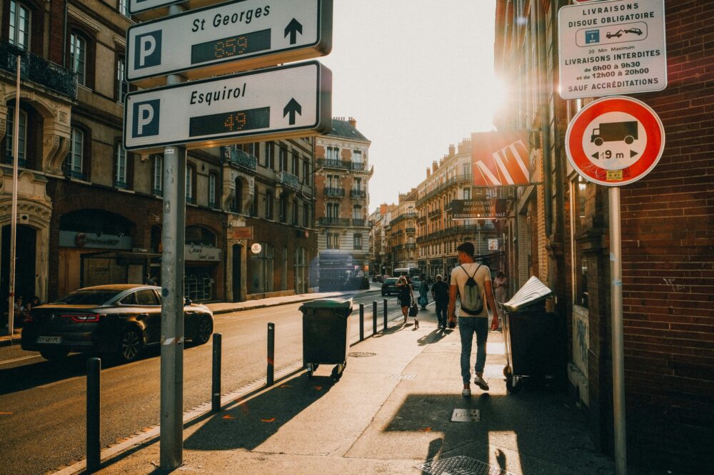 What is the cost of living for students in Toulouse?