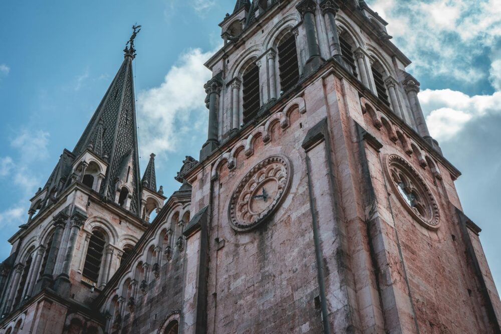 What is the history of Toulouse?