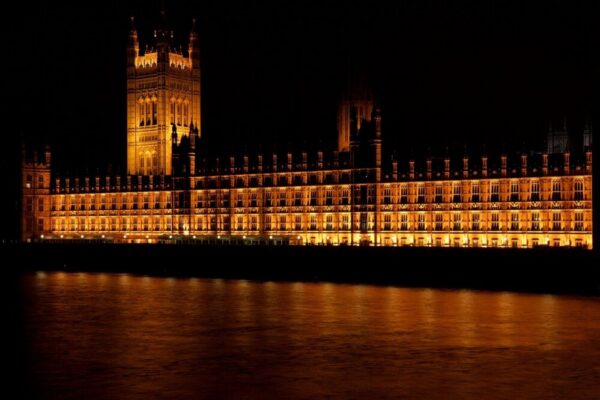 What is the tuition fee for postgraduate courses at the London School of Economics?