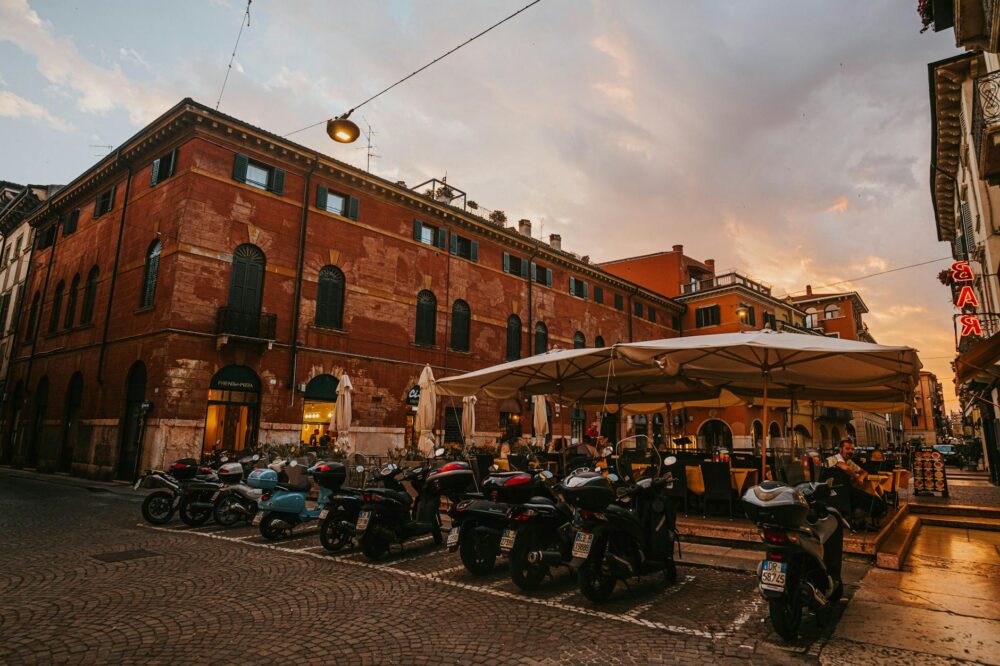 What is the virtual learning environment used by Toulouse universities?