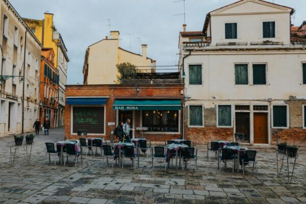 What is the weather like in Montpellier for students?