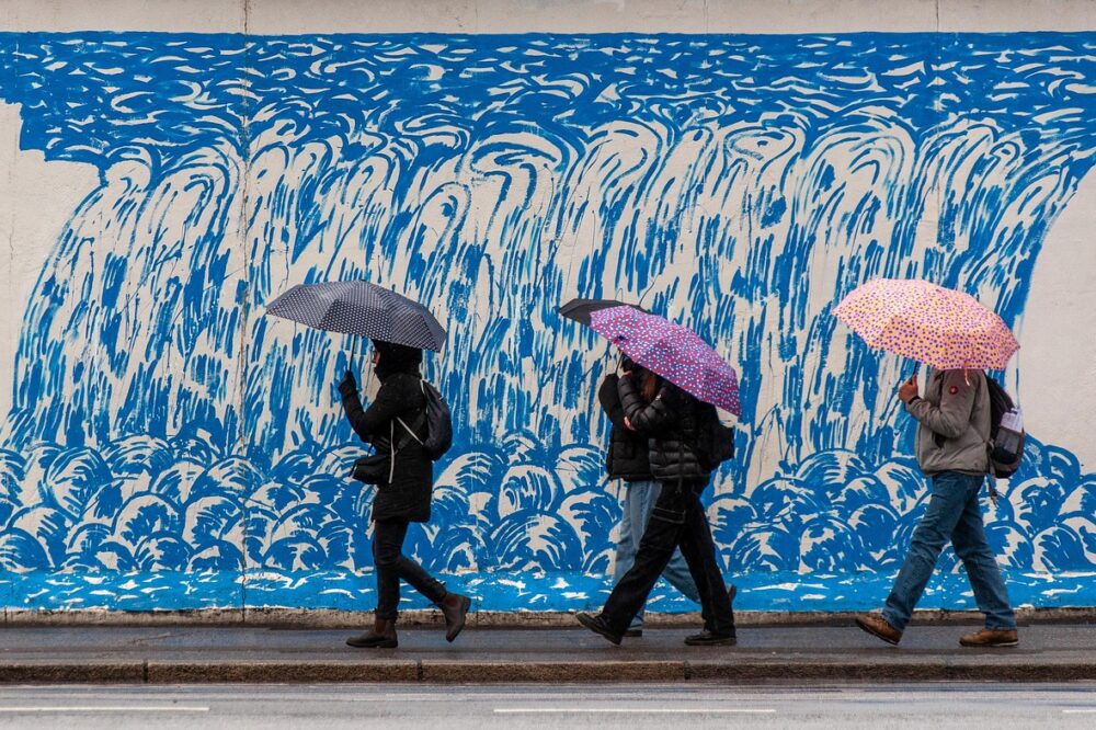 What is the weather like in Nice in December?