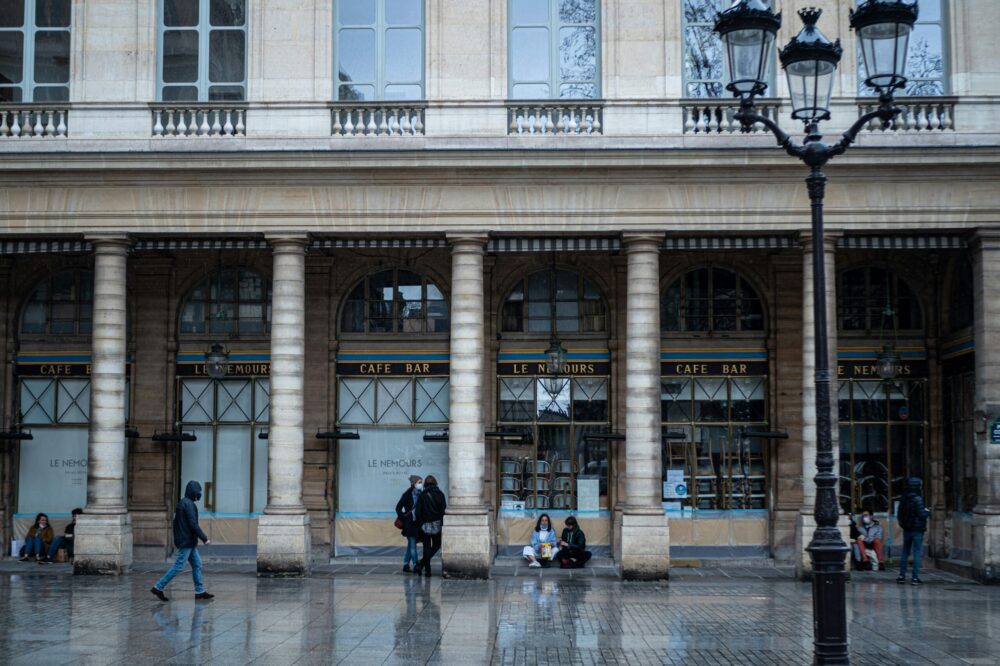 What to do in Paris on a rainy day without spending money?