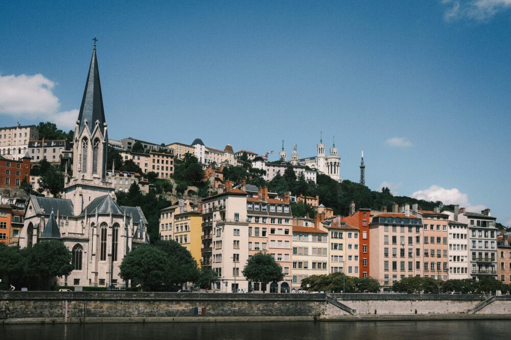 Where to eat the best falafel in Lyon in 2026?