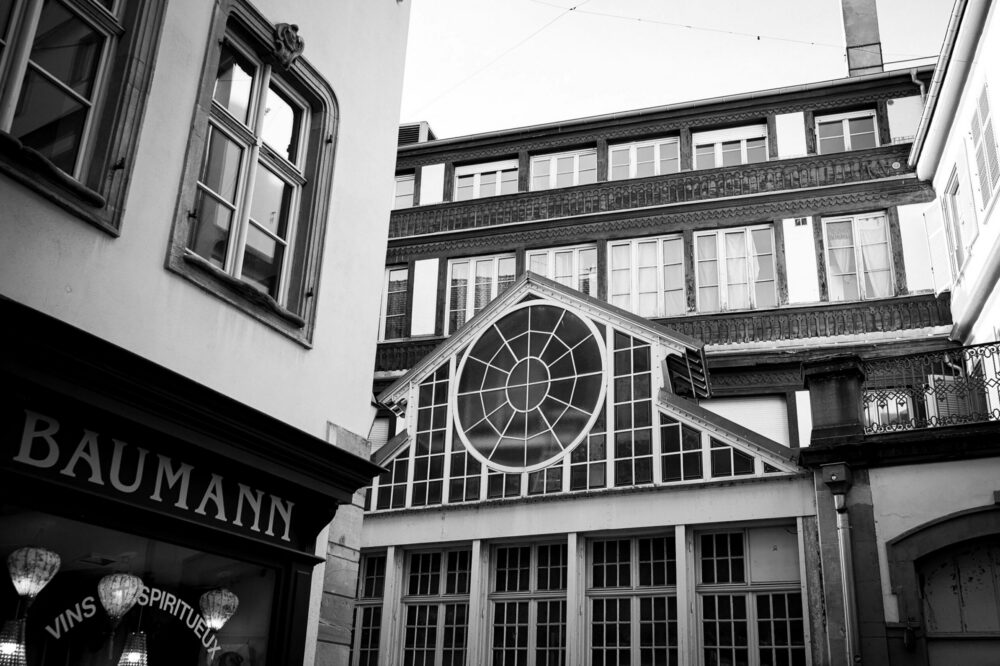 Where to find the best Alsatian cuisine in Strasbourg in 2026?