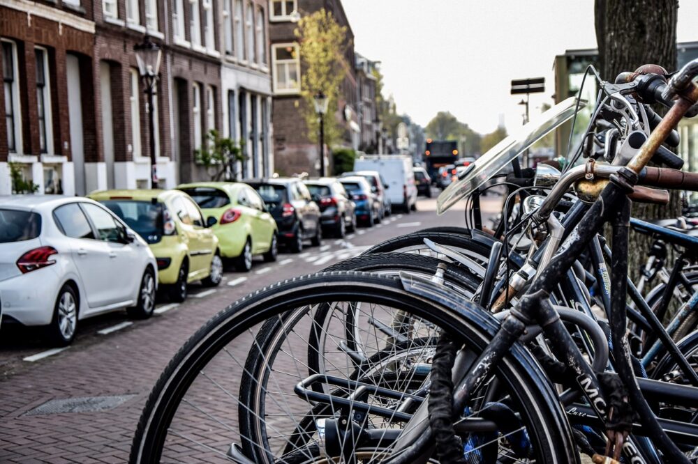 Which 5 star hotels in Amsterdam have the best breakfast?