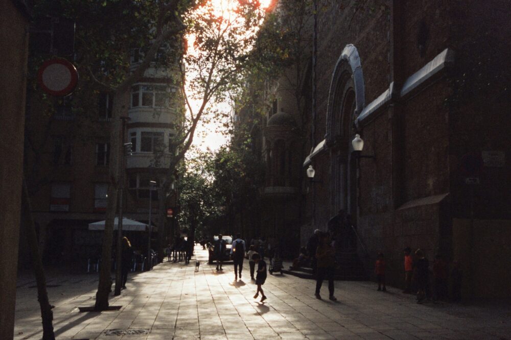 Which 5 star hotels in Barcelona have the best customer service?