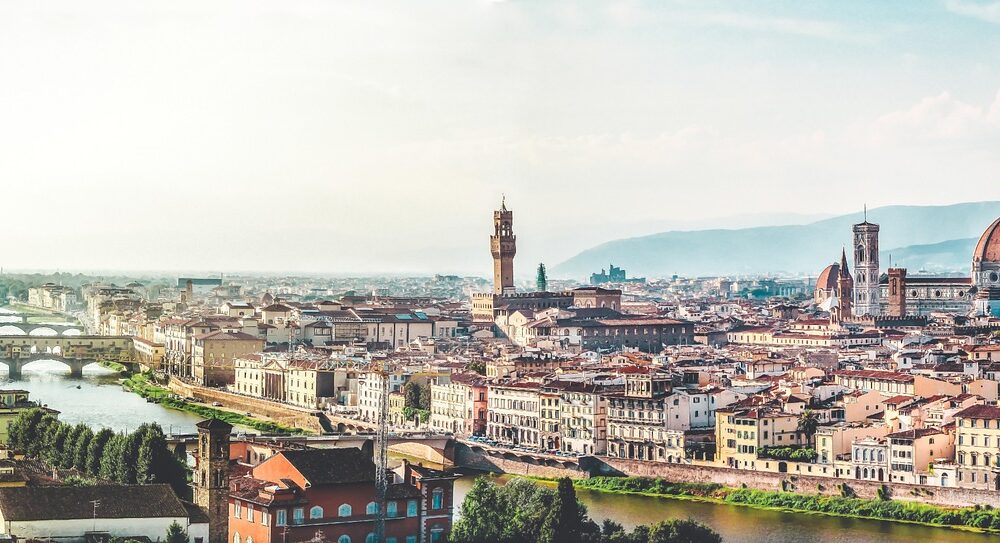Which cafes in Florence are near the Santa Croce in 2026?