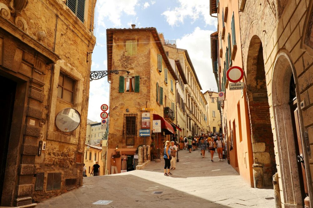 Which cafes in Florence have the fastest Wi-Fi in 2026?