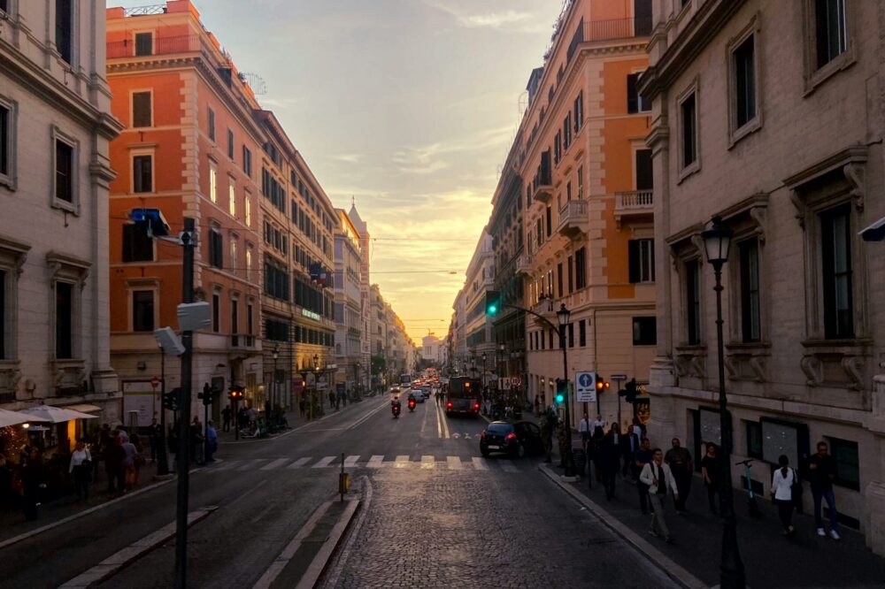 Which cafes in Rome are good for groups in 2026?