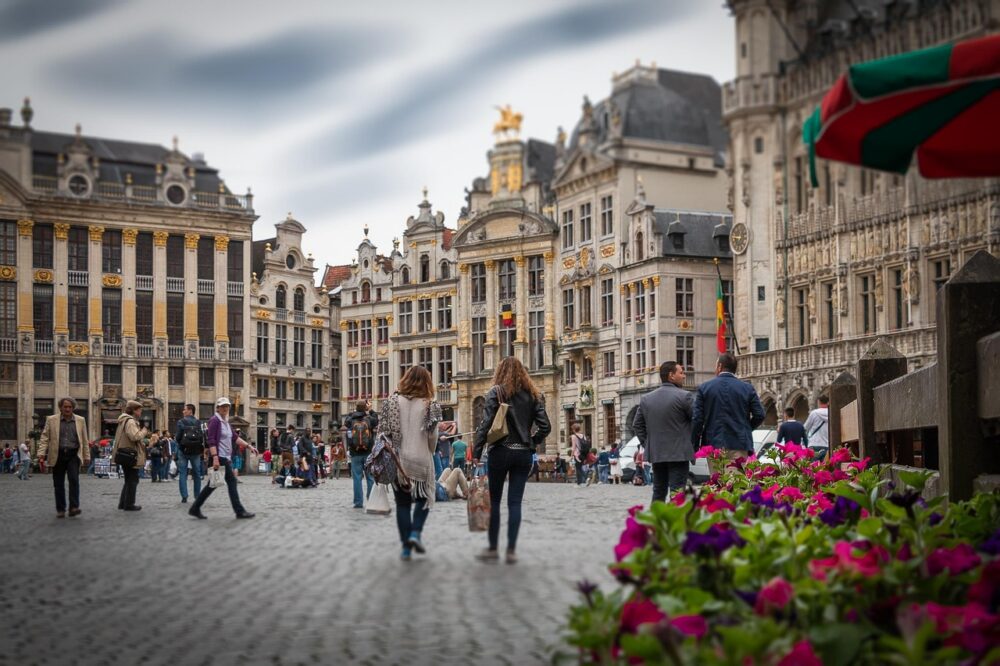 Which hotels in Lille have fitness centers in 2026?