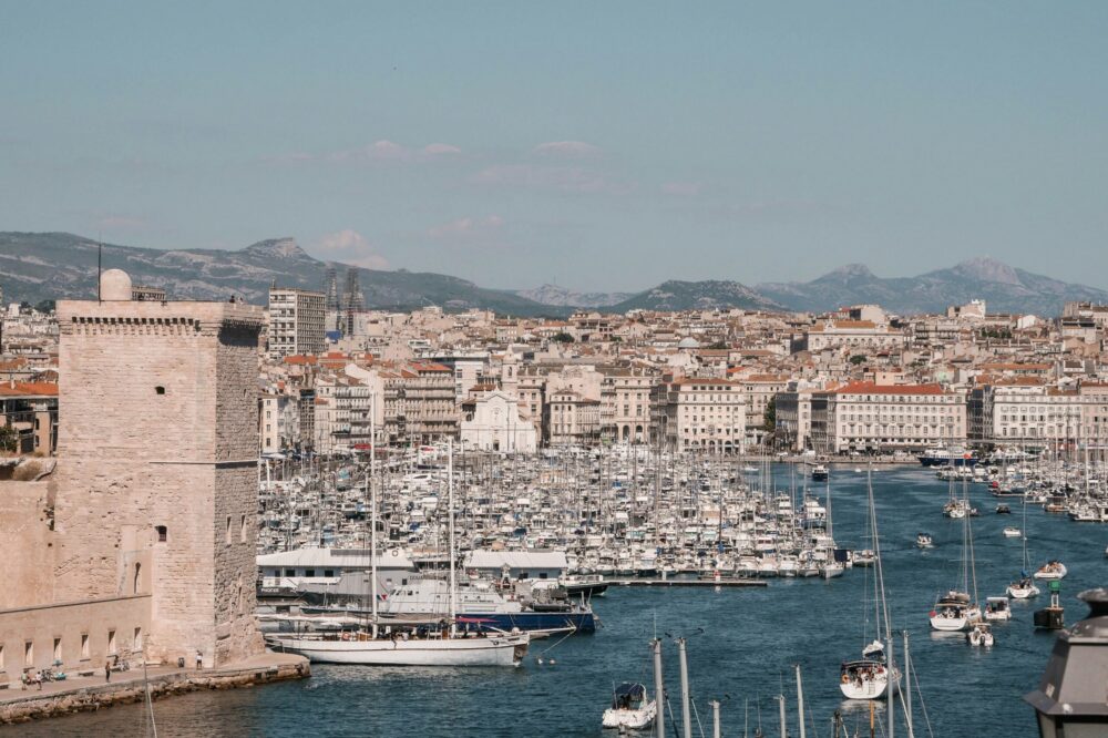 Which hotels in Marseille offer spa services?