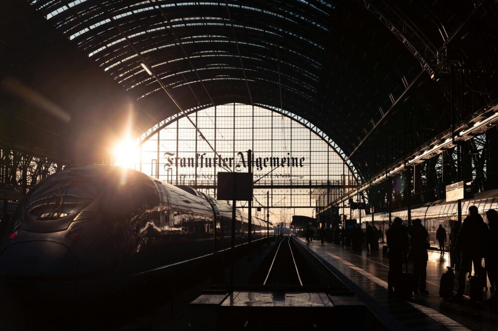 Which hotels in Strasbourg are closest to the train station?