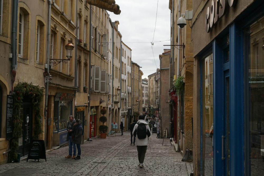 Which hotels in Strasbourg have a fitness center?