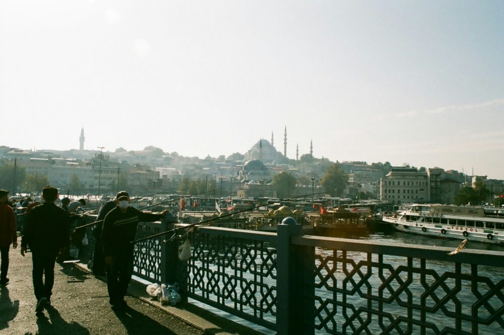 Which Istanbul cafes have a terrace with a view?
