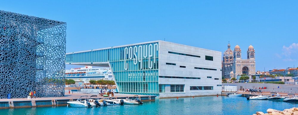 Which Marseille hotels are located in the city center?