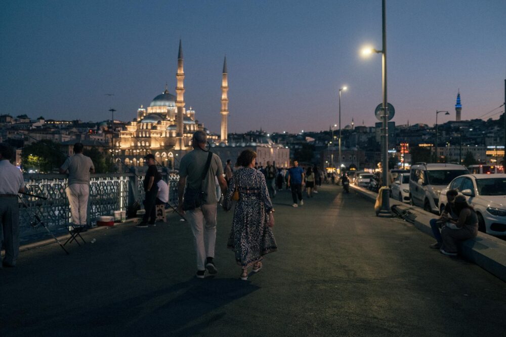Which restaurants in Istanbul are best for a romantic dinner?