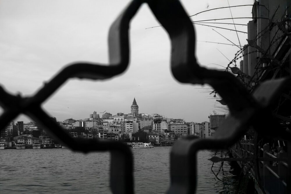 Which restaurants in Istanbul offer cooking classes?