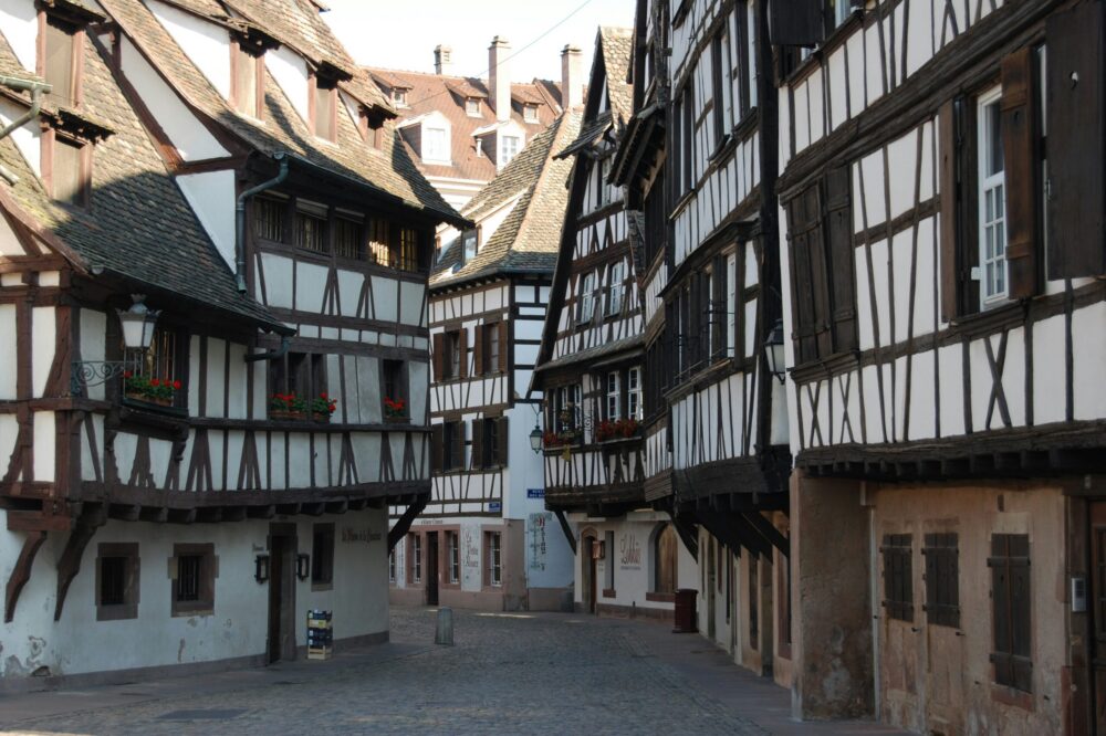 Which Strasbourg cafes have the best hot chocolate in 2026?