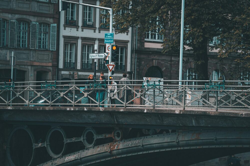 Which Strasbourg cafes serve breakfast all day in 2026?
